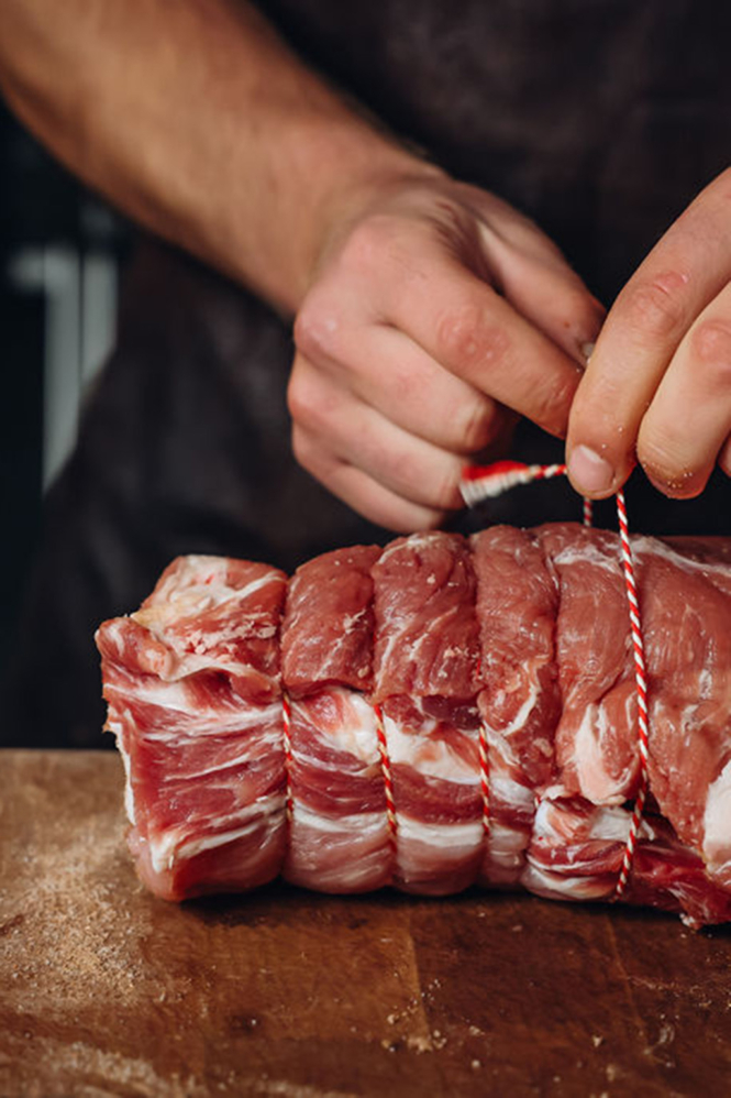 slagerij wageveld, wageveld, oostvoorne, slagerij oostvoorne, ambachtelijke slagerij, vers vlees, huisgemaakte producten, charcuterie, delicatessen, vakmanschap, lokale ondernemer, kwaliteit, dagvers, foodfotografie, winkelinterieur, meatlover, lekker eten, culinair, bourgondisch, winkelbeleving, ondernemen, voorne aan zee, keurslager, ambacht, versproducten