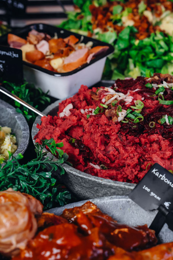 slagerij wageveld, wageveld, oostvoorne, slagerij oostvoorne, ambachtelijke slagerij, vers vlees, huisgemaakte producten, charcuterie, delicatessen, vakmanschap, lokale ondernemer, kwaliteit, dagvers, foodfotografie, winkelinterieur, meatlover, lekker eten, culinair, bourgondisch, winkelbeleving, ondernemen, voorne aan zee, keurslager, ambacht, versproducten